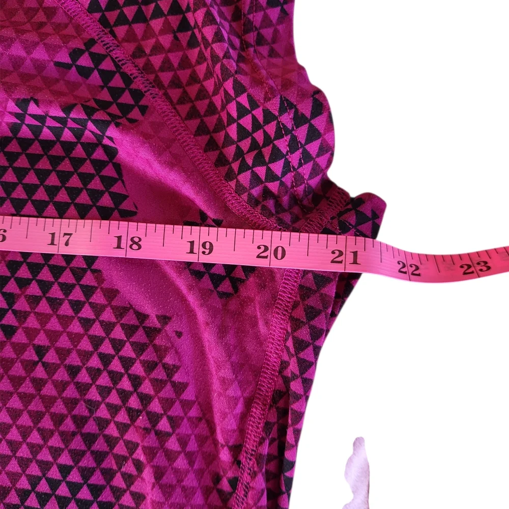 Nike Dri-FIT Pink Geometric Athletic Top L - Picture 7 of 7
